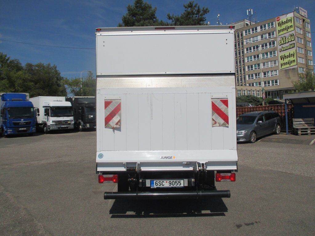 Iveco Daily 35C16 - الشاحنات الصغيرة صندوق مغلق: صور 5 Iveco Daily 35C16 - الشاحنات الصغيرة صندوق مغلق: صور 5