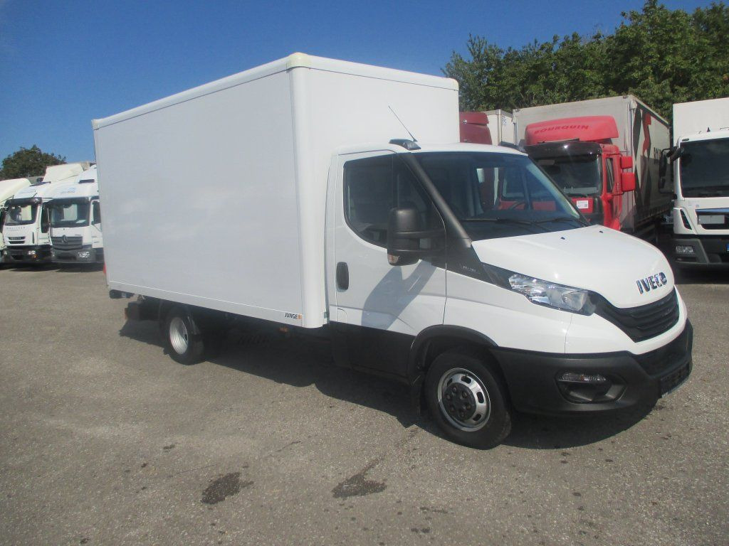 Iveco Daily 35C16 - الشاحنات الصغيرة صندوق مغلق: صور 3 Iveco Daily 35C16 - الشاحنات الصغيرة صندوق مغلق: صور 3