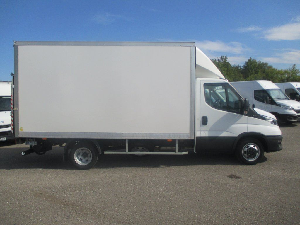 Iveco Daily 35C16 - الشاحنات الصغيرة صندوق مغلق: صور 5 Iveco Daily 35C16 - الشاحنات الصغيرة صندوق مغلق: صور 5