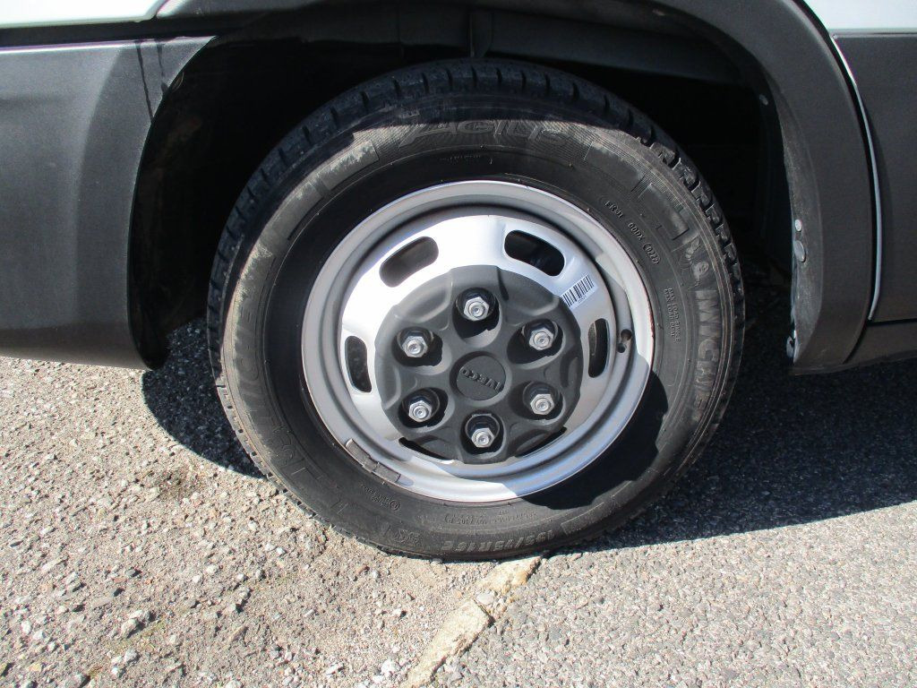 الشاحنات الصغيرة المبردة جديد Iveco Daily 35C16: صور 16 الشاحنات الصغيرة المبردة جديد Iveco Daily 35C16: صور 16