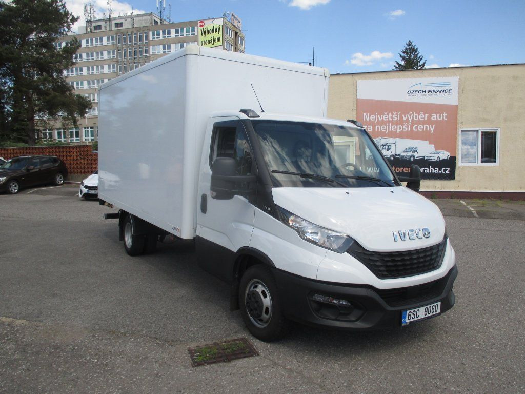 Iveco Daily 35C16 - الشاحنات الصغيرة صندوق مغلق: صور 3 Iveco Daily 35C16 - الشاحنات الصغيرة صندوق مغلق: صور 3