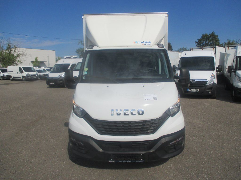 Iveco Daily 35C16 - الشاحنات الصغيرة صندوق مغلق: صور 2 Iveco Daily 35C16 - الشاحنات الصغيرة صندوق مغلق: صور 2