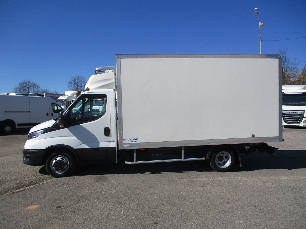 الشاحنات الصغيرة المبردة جديد Iveco Daily 35C16: صور 11 الشاحنات الصغيرة المبردة جديد Iveco Daily 35C16: صور 11