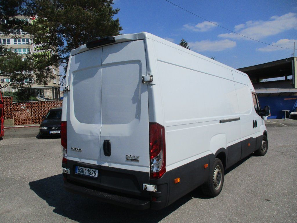 Iveco Daily 35S16 maxi - فان: صور 4 Iveco Daily 35S16 maxi - فان: صور 4