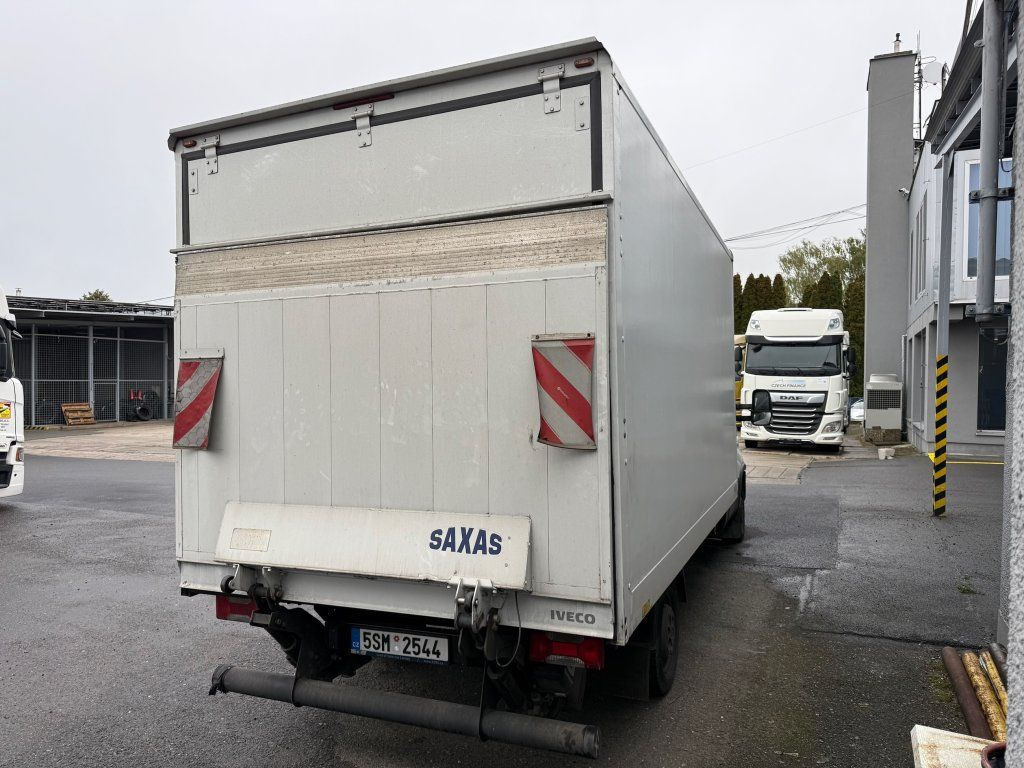 Iveco Daily 35S16 mit LBW ENGINE DEFECT - الشاحنات الصغيرة صندوق مغلق: صور 3 Iveco Daily 35S16 mit LBW ENGINE DEFECT - الشاحنات الصغيرة صندوق مغلق: صور 3
