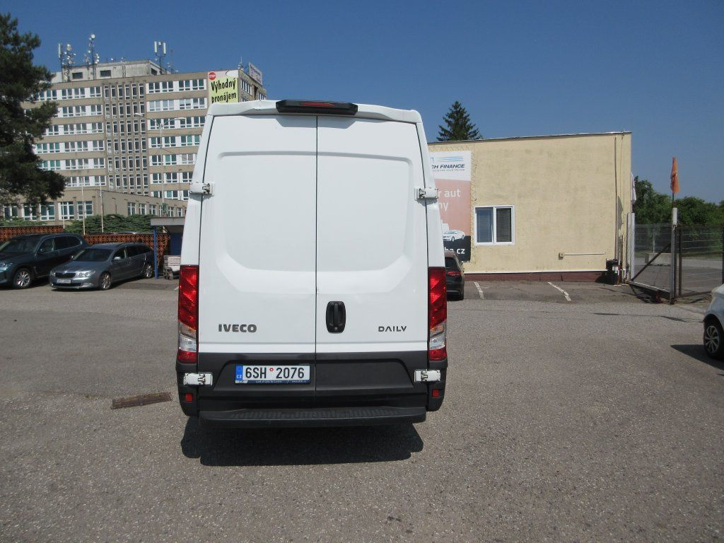 Iveco Daily 35S16 - فان: صور 5 Iveco Daily 35S16 - فان: صور 5
