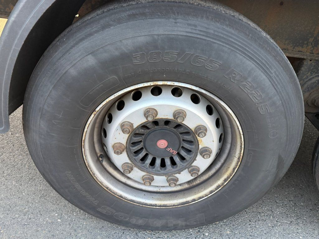 الخيمة نصف مقطورة Kögel SN24: صور 8 الخيمة نصف مقطورة Kögel SN24: صور 8