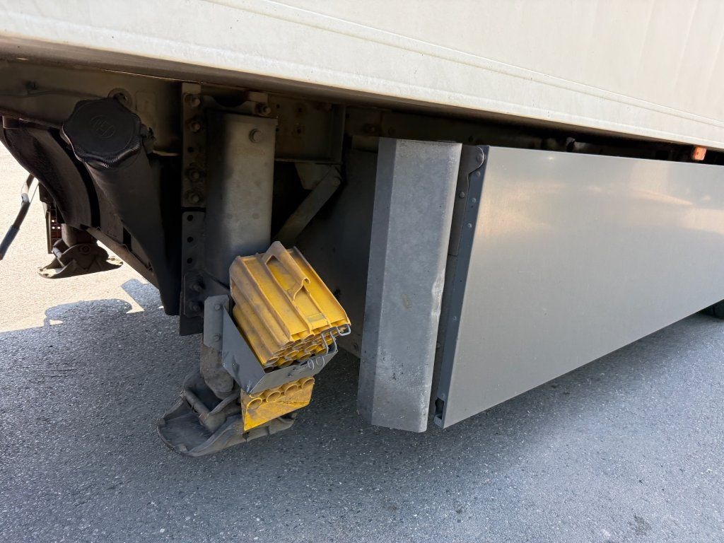 Lamberet LVF S3 Carrier Maxima 1300 - بصندوق مغلق نصف مقطورة: صور 5 Lamberet LVF S3 Carrier Maxima 1300 - بصندوق مغلق نصف مقطورة: صور 5