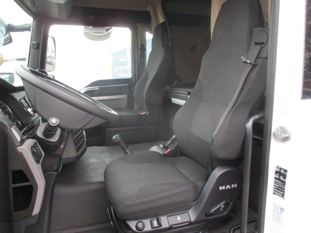 MAN TGL 8.190 - بصندوق مغلق شاحنة: صور 5 MAN TGL 8.190 - بصندوق مغلق شاحنة: صور 5