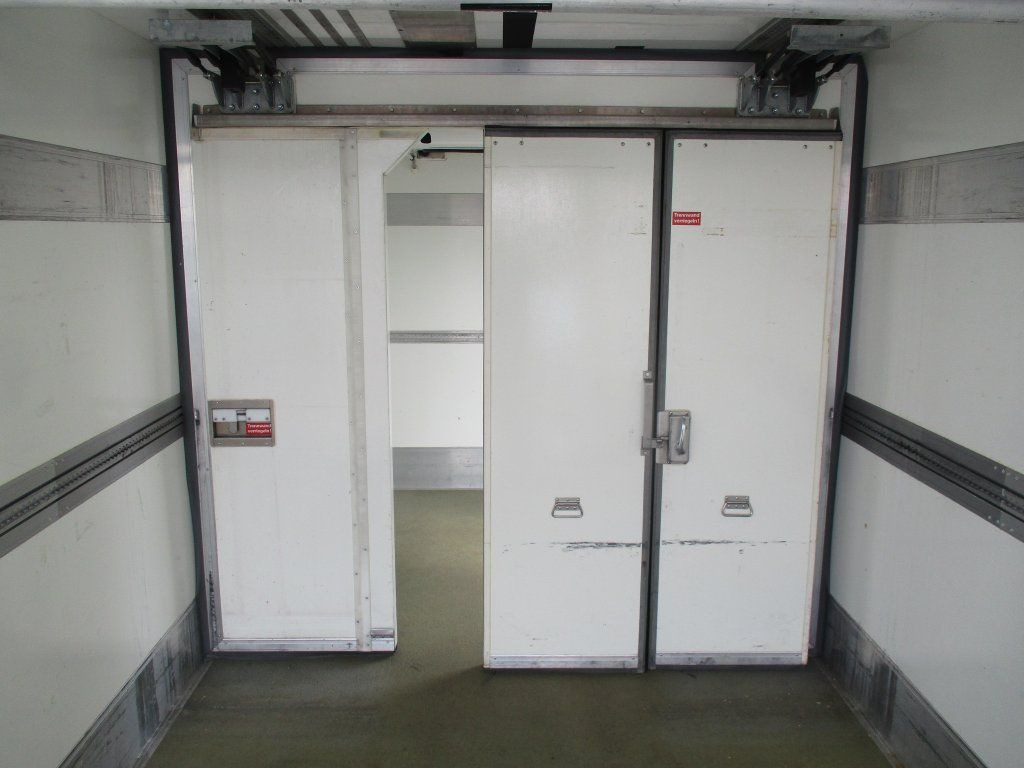 مبردة شاحنة MAN TGM 12.250,Izotherm: صور 16