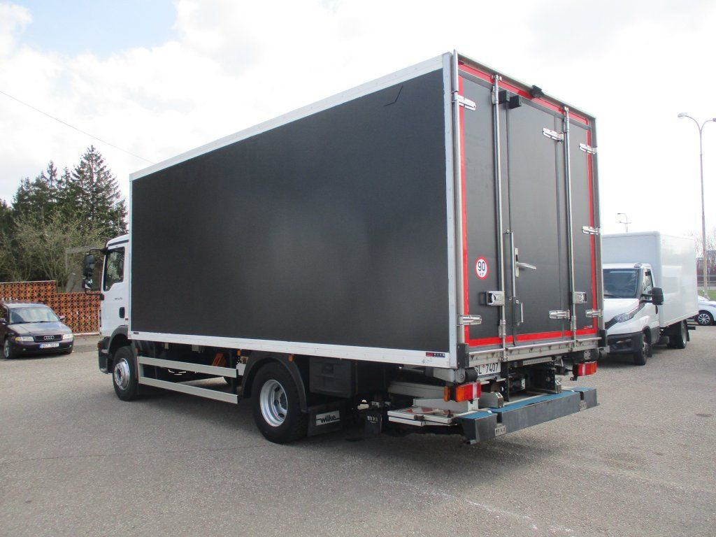 مبردة شاحنة MAN TGM 12.250,Izotherm: صور 13