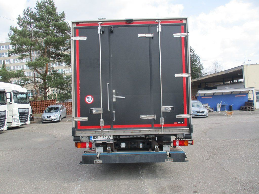 مبردة شاحنة MAN TGM 12.250,Izotherm: صور 9