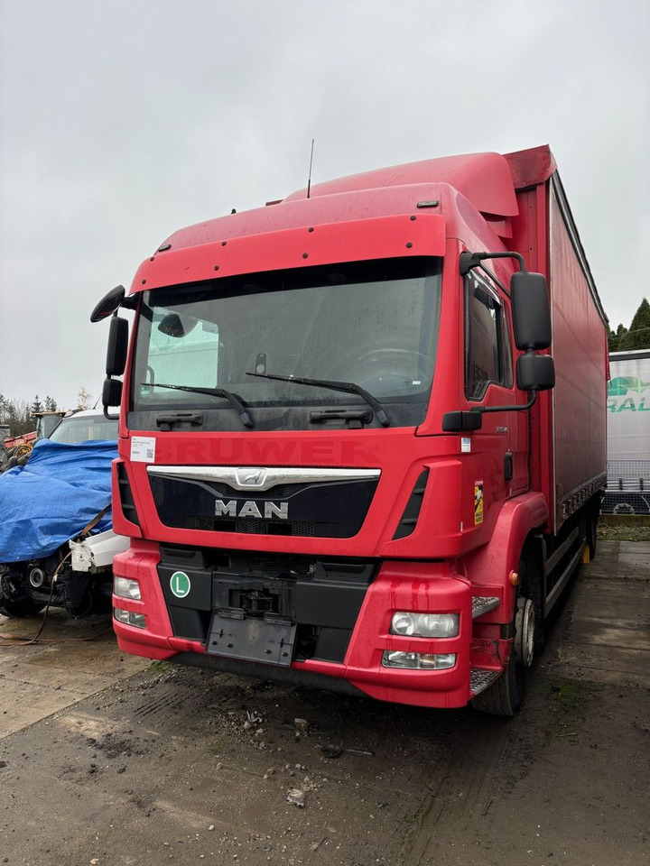 MAN TGM18.340 EURO 6 UNANGETRIEBEN - شاحنة ستارة: صور 1 MAN TGM18.340 EURO 6 UNANGETRIEBEN - شاحنة ستارة: صور 1