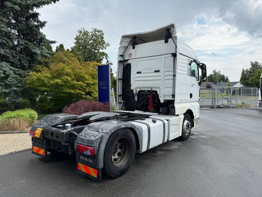 MAN TGX18.480 EURO 6 - شاحنة جرار: صور 4 MAN TGX18.480 EURO 6 - شاحنة جرار: صور 4