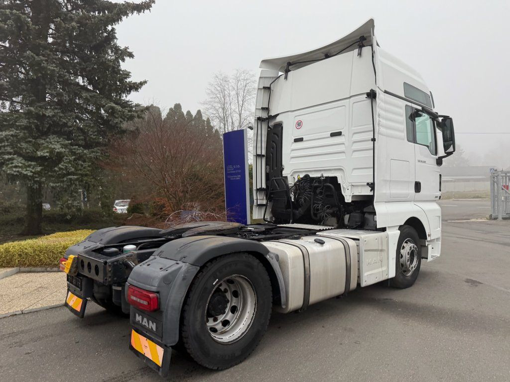 MAN TGX18.500 EURO 6 - شاحنة جرار: صور 4 MAN TGX18.500 EURO 6 - شاحنة جرار: صور 4