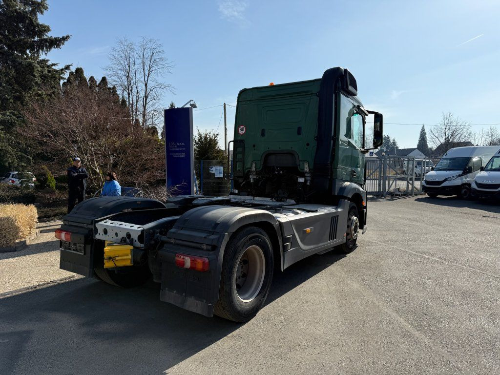 Mercedes-Benz 1843 Actros ADR FL, EX/II, EX/III, AT - شاحنة جرار: صور 4 Mercedes-Benz 1843 Actros ADR FL, EX/II, EX/III, AT - شاحنة جرار: صور 4