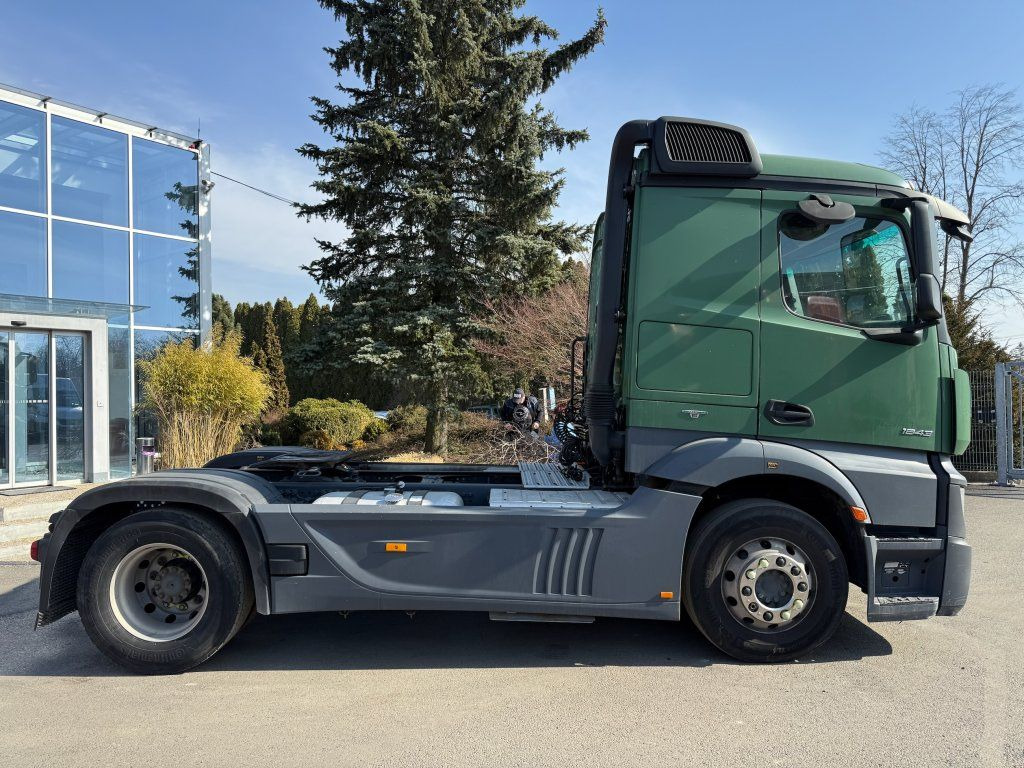 Mercedes-Benz 1843 Actros ADR FL, EX/II, EX/III, AT - شاحنة جرار: صور 3 Mercedes-Benz 1843 Actros ADR FL, EX/II, EX/III, AT - شاحنة جرار: صور 3