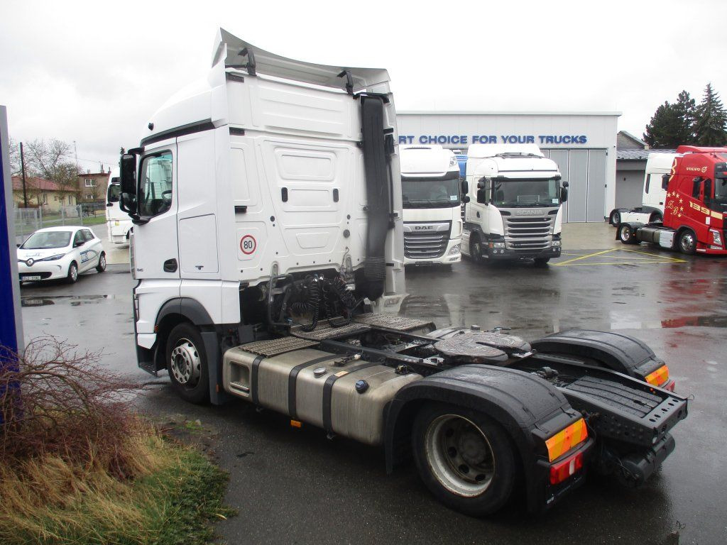 Mercedes-Benz 1845 Actros EURO 6 MEGA/lowdeck - شاحنة جرار: صور 5 Mercedes-Benz 1845 Actros EURO 6 MEGA/lowdeck - شاحنة جرار: صور 5