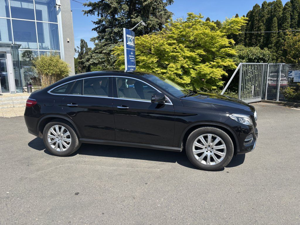 Mercedes-Benz d Coupe - سيارة: صور 5 Mercedes-Benz d Coupe - سيارة: صور 5