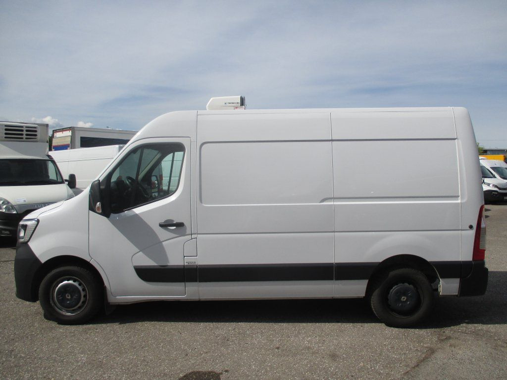 الشاحنات الصغيرة المبردة Renault Master L2H2: صور 8 الشاحنات الصغيرة المبردة Renault Master L2H2: صور 8