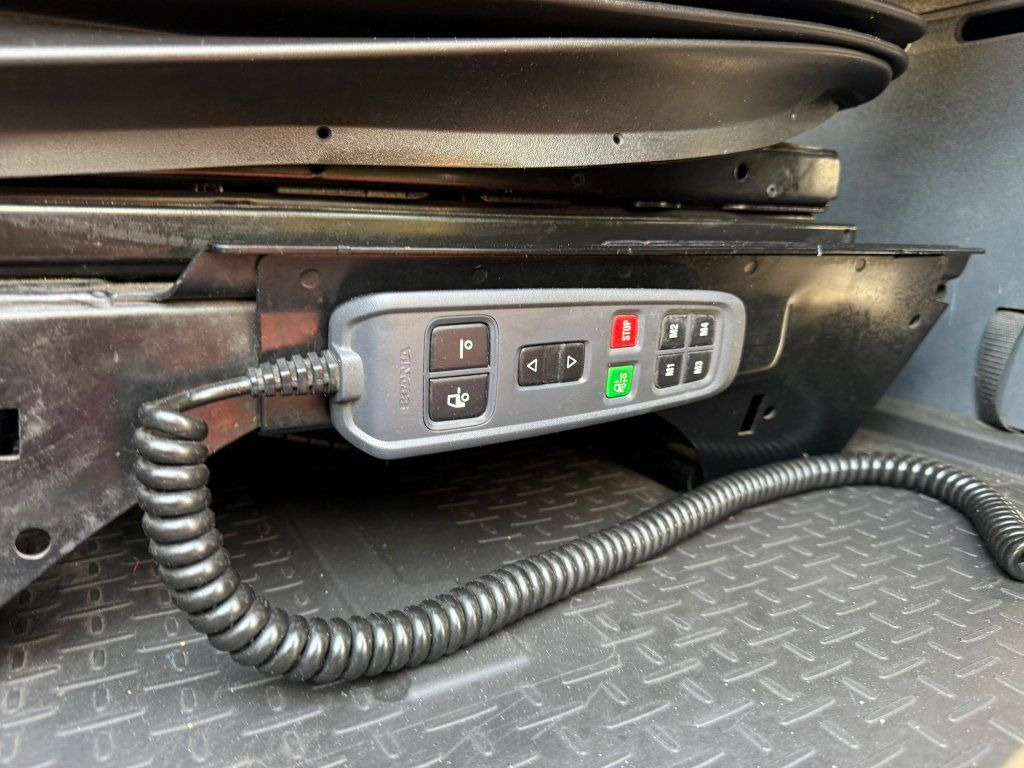 شاحنة جرار Scania R450 Highline EURO 6 MEGA/lowdeck: صور 17