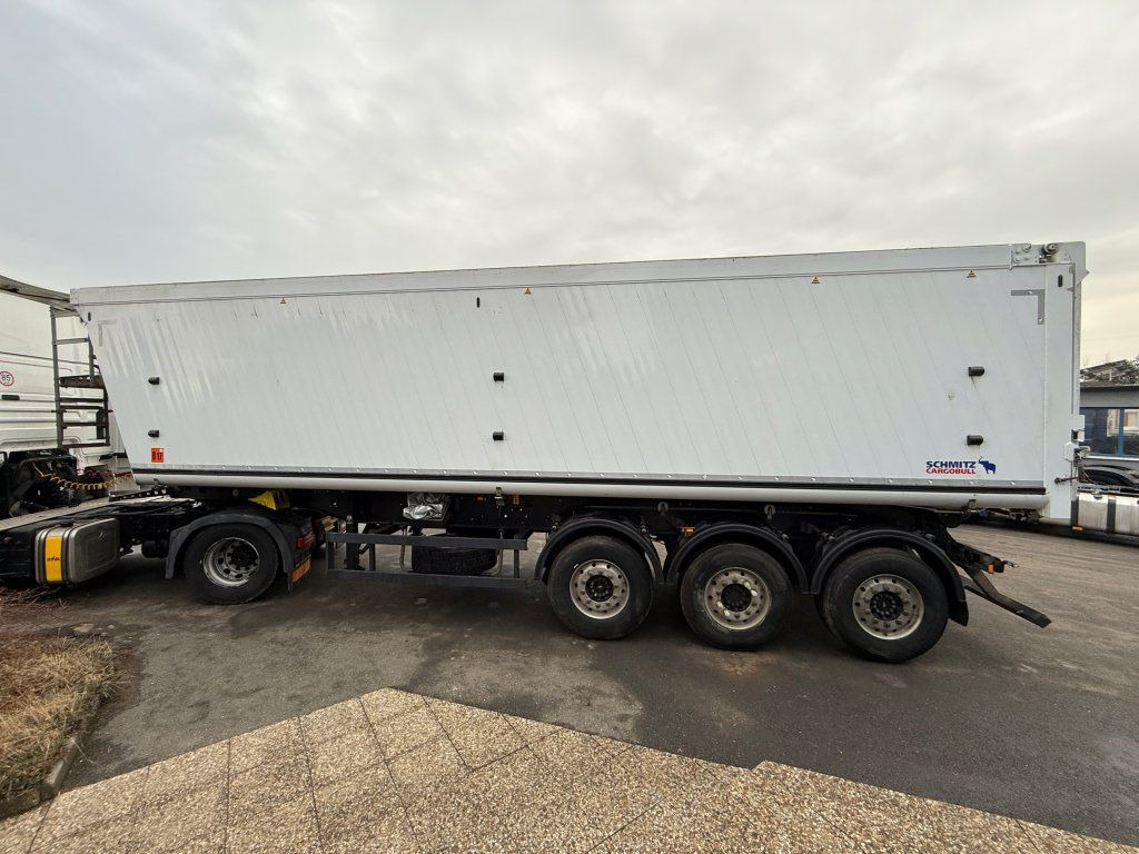 Schmitz Cargobull SKI 24 50 m3 - قلابة نصف مقطورة: صور 5 Schmitz Cargobull SKI 24 50 m3 - قلابة نصف مقطورة: صور 5