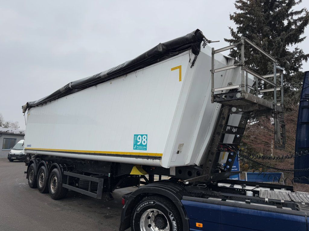 Schmitz Cargobull SKI 50m3 - قلابة نصف مقطورة: صور 2 Schmitz Cargobull SKI 50m3 - قلابة نصف مقطورة: صور 2