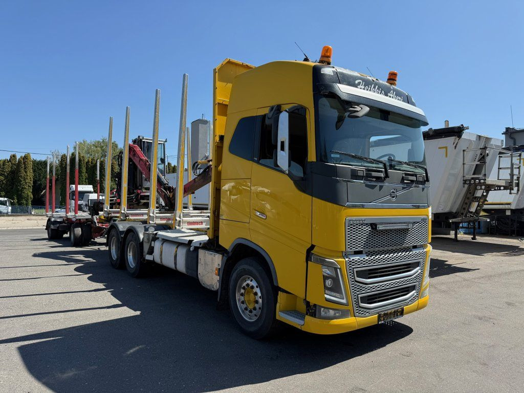 Volvo FH 16 750 6x4 + Fliegl - شاحنة قطع الأشجار, شاحنة كرين: صور 2 Volvo FH 16 750 6x4 + Fliegl - شاحنة قطع الأشجار, شاحنة كرين: صور 2