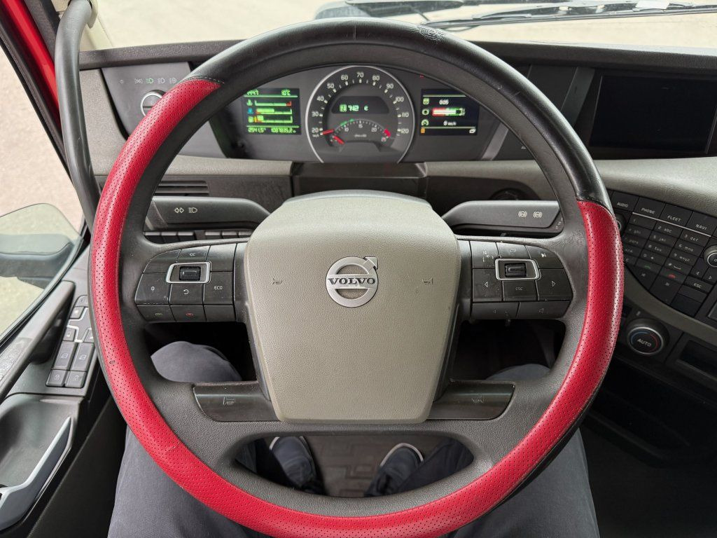شاحنة جرار Volvo FH460 EURO 6: صور 13