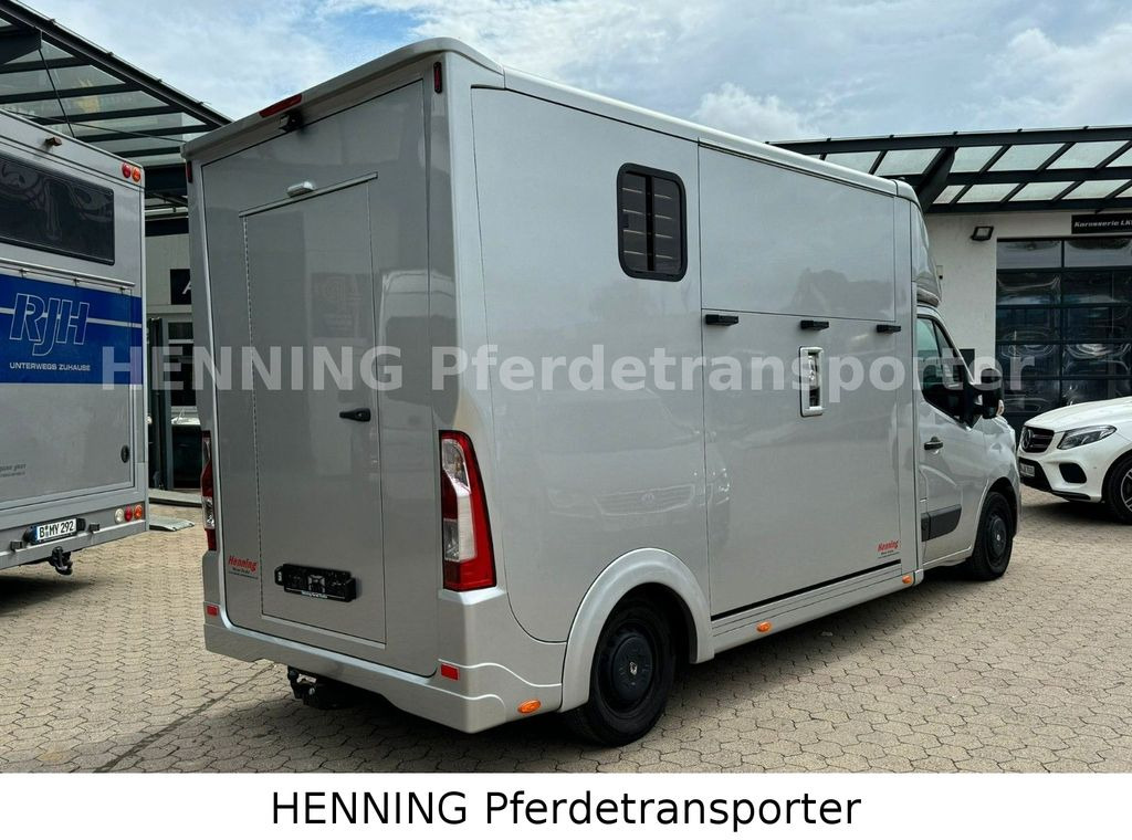 Renault Master 3 - Sitzer Renault Master 3 - Sitzer - شاحنة نقل خيل: صور 3 Renault Master 3 - Sitzer Renault Master 3 - Sitzer - شاحنة نقل خيل: صور 3