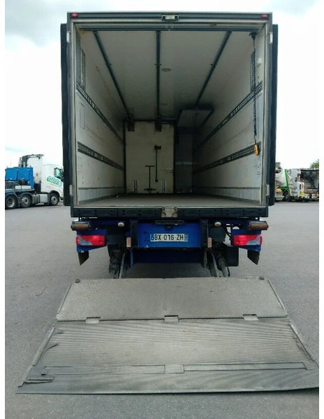 MAN TGM 18.340 chereau - Carrier - مبردة شاحنة: صور 4 MAN TGM 18.340 chereau - Carrier - مبردة شاحنة: صور 4