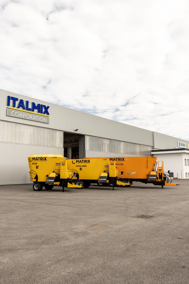 ITALMIX radon-jumbo-cube - آلة خلط وتوزيع الأعلاف: صور 4 ITALMIX radon-jumbo-cube - آلة خلط وتوزيع الأعلاف: صور 4