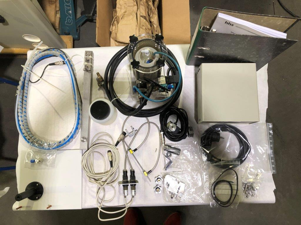 Baumer HHS C-210 cold gluing device - آلة الطي: صور 4 Baumer HHS C-210 cold gluing device - آلة الطي: صور 4