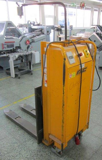 FAC pallet lifts - معدات الرفع منخفض المستوى: صور 1 FAC pallet lifts - معدات الرفع منخفض المستوى: صور 1