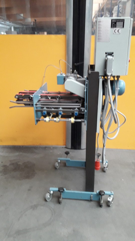 MBO Z2 mobile, 180° rotatable cross-fold unit - آلة الطي: صور 4 MBO Z2 mobile, 180° rotatable cross-fold unit - آلة الطي: صور 4