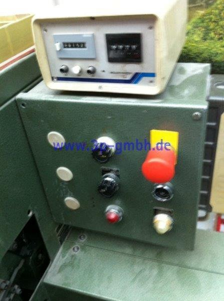 Muller Martini 1509 Saddle Stitcher - آلات الطباعة: صور 4 Muller Martini 1509 Saddle Stitcher - آلات الطباعة: صور 4