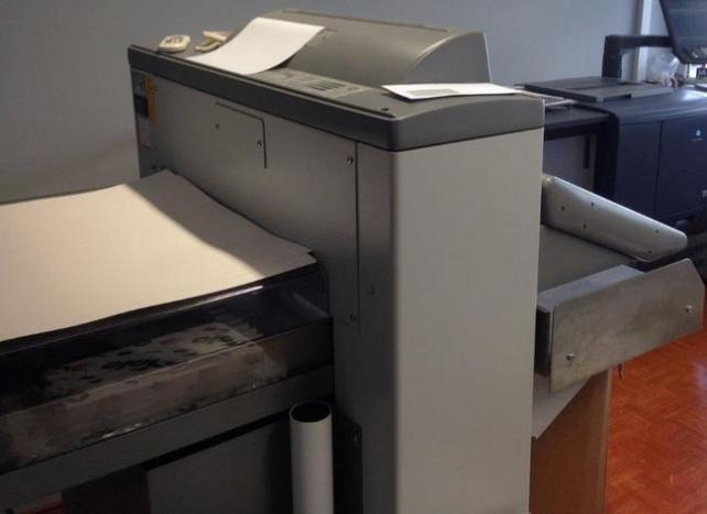 Polar Mohr 66 cutting machine - آلة قطع الورق: صور 2 Polar Mohr 66 cutting machine - آلة قطع الورق: صور 2