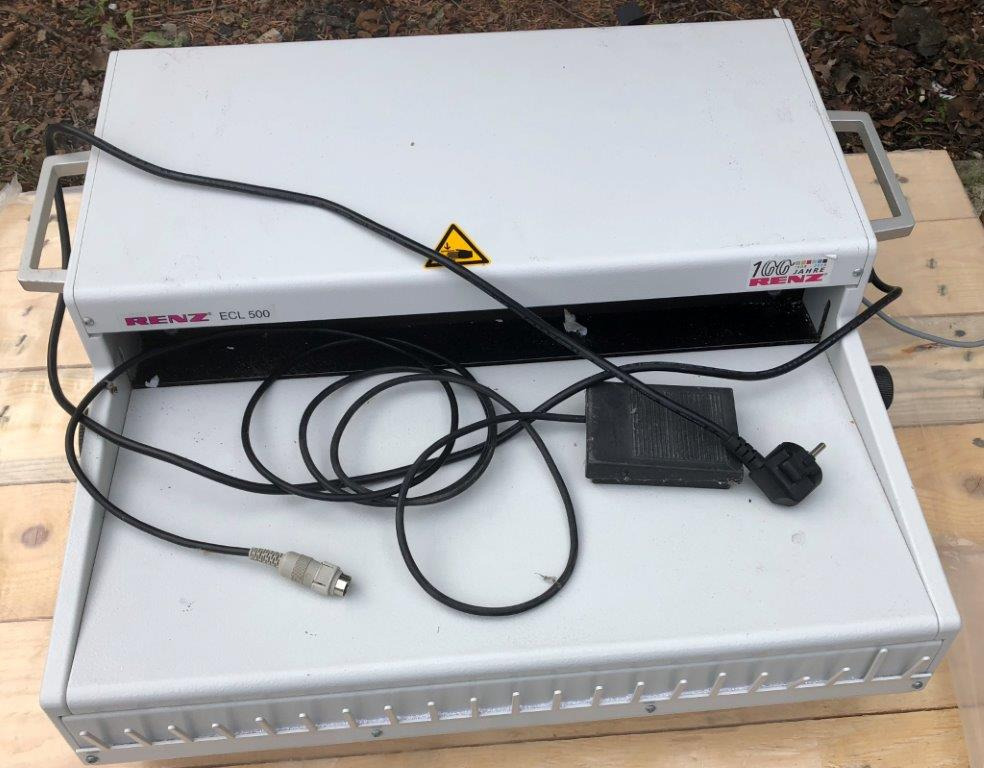 Renz ECL 500 electric closing machine for wire comb bindings - آلة تجليد: صور 1 Renz ECL 500 electric closing machine for wire comb bindings - آلة تجليد: صور 1