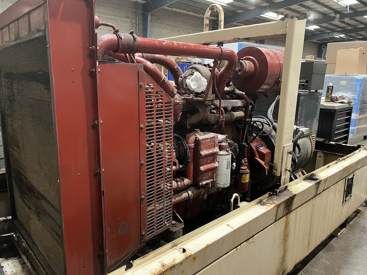 IVECO 240 kVa 8361 SRI - مجموعة المولدات: صور 4 IVECO 240 kVa 8361 SRI - مجموعة المولدات: صور 4