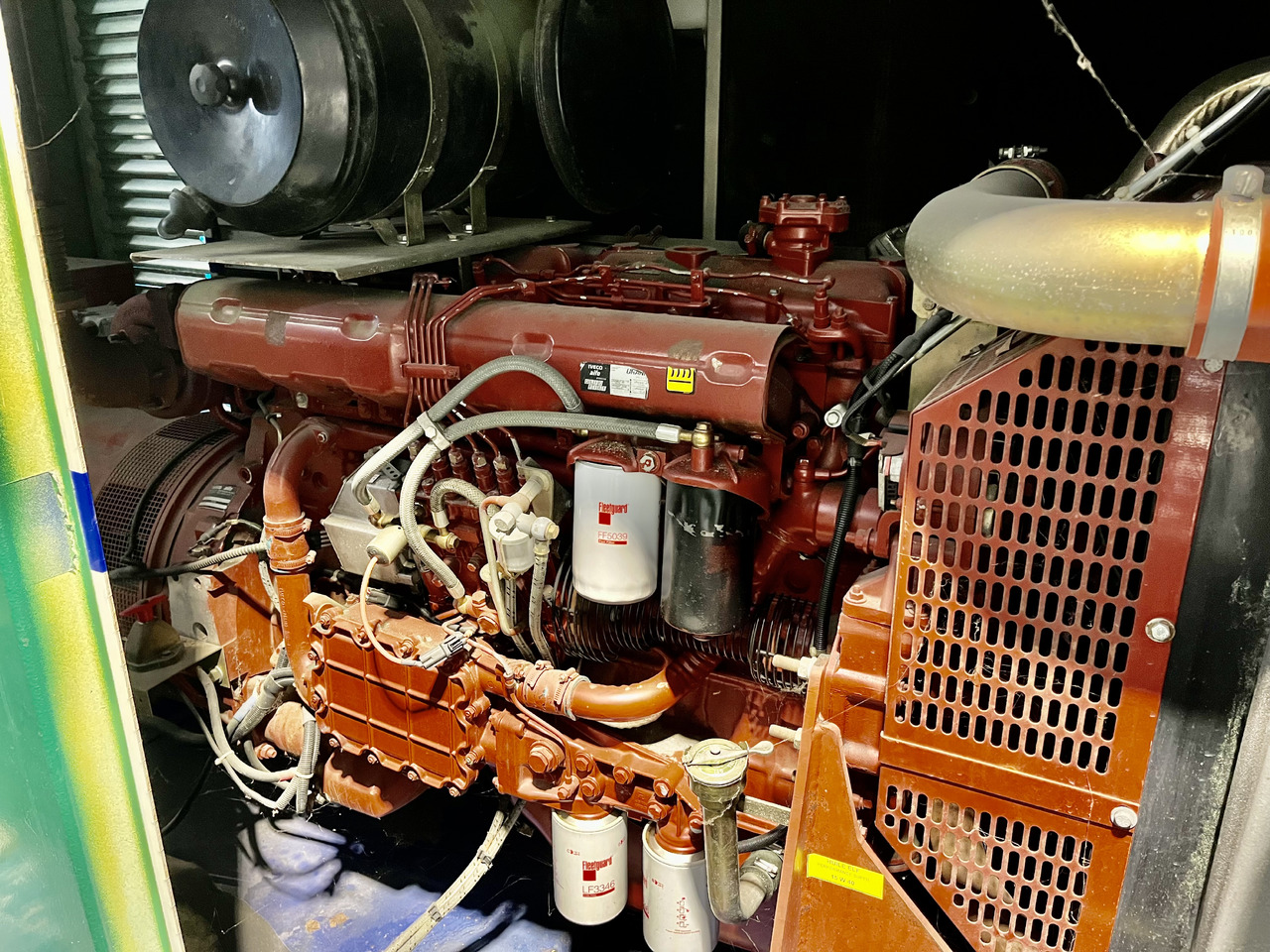 IVECO 250 kVa 8210 diesel - مجموعة المولدات: صور 4 IVECO 250 kVa 8210 diesel - مجموعة المولدات: صور 4