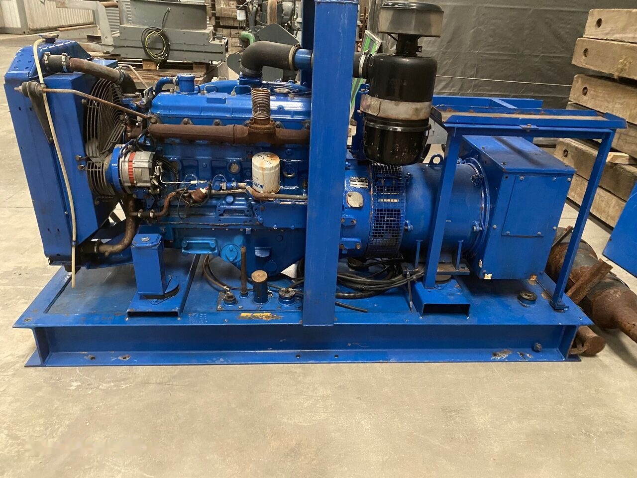 IVECO 80 kVa - مجموعة المولدات: صور 2 IVECO 80 kVa - مجموعة المولدات: صور 2