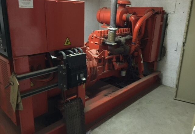 Renault 250 kVa - مجموعة المولدات: صور 1 Renault 250 kVa - مجموعة المولدات: صور 1