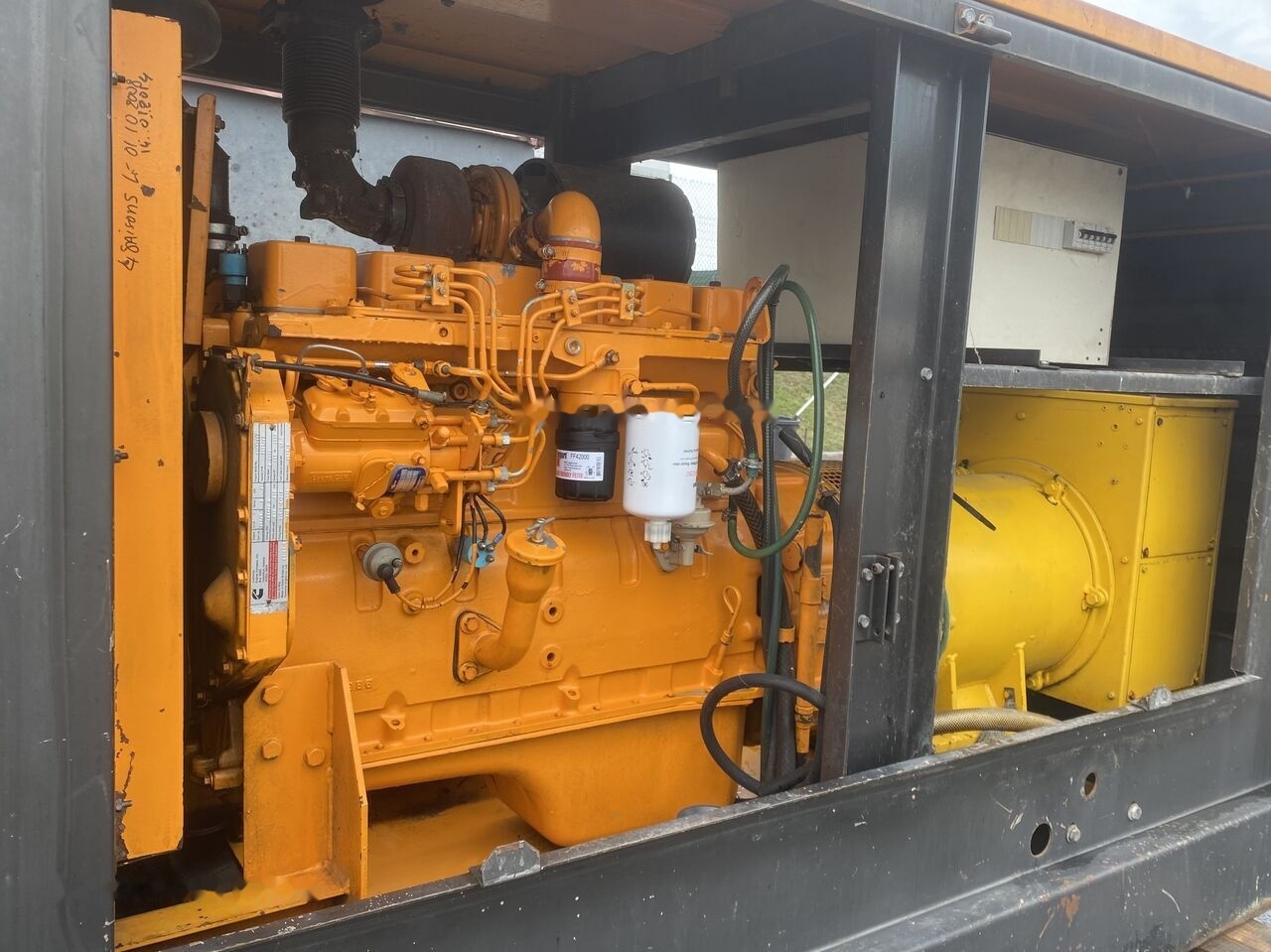 SDMO 100 kVa Cummins 6BT5.9 - مجموعة المولدات: صور 3 SDMO 100 kVa Cummins 6BT5.9 - مجموعة المولدات: صور 3