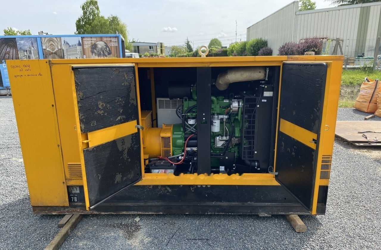 SDMO 80 kVa John Deere - مجموعة المولدات: صور 3 SDMO 80 kVa John Deere - مجموعة المولدات: صور 3