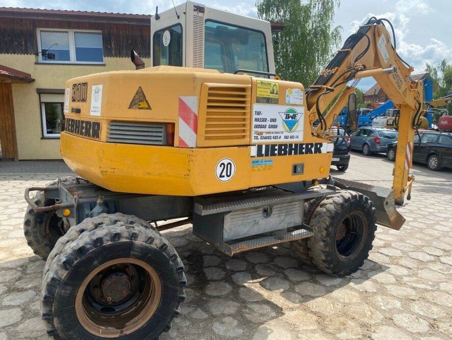 Liebherr A310B - حفارة على عجلات: صور 3 Liebherr A310B - حفارة على عجلات: صور 3