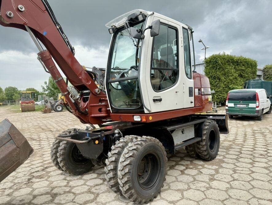 Liebherr A311 Litronic - حفارة على عجلات: صور 5 Liebherr A311 Litronic - حفارة على عجلات: صور 5