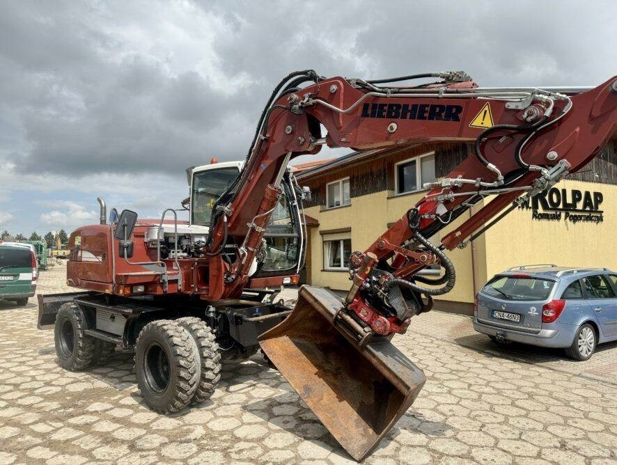 Liebherr A311 Litronic - حفارة على عجلات: صور 3 Liebherr A311 Litronic - حفارة على عجلات: صور 3
