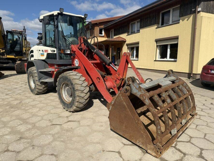 Terex TL120 - اللودر بعجل: صور 1 Terex TL120 - اللودر بعجل: صور 1