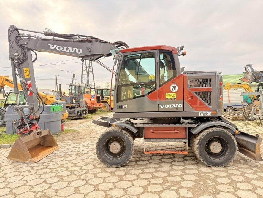 Volvo EWR150E - حفارة على عجلات: صور 3 Volvo EWR150E - حفارة على عجلات: صور 3