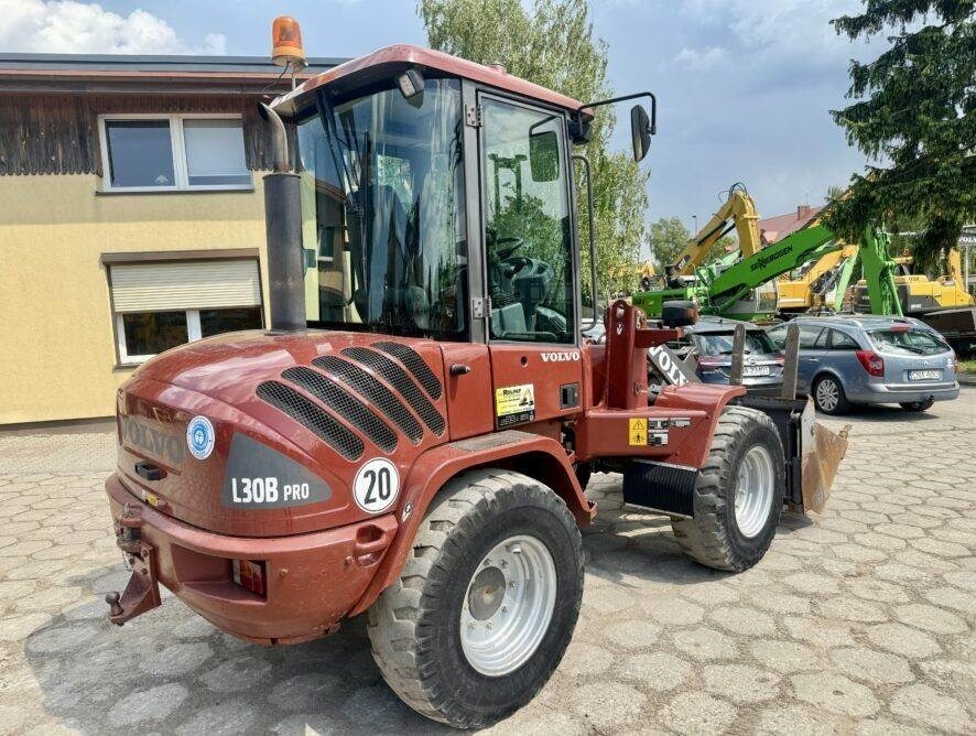 Volvo L30B Pro - اللودر بعجل: صور 1 Volvo L30B Pro - اللودر بعجل: صور 1